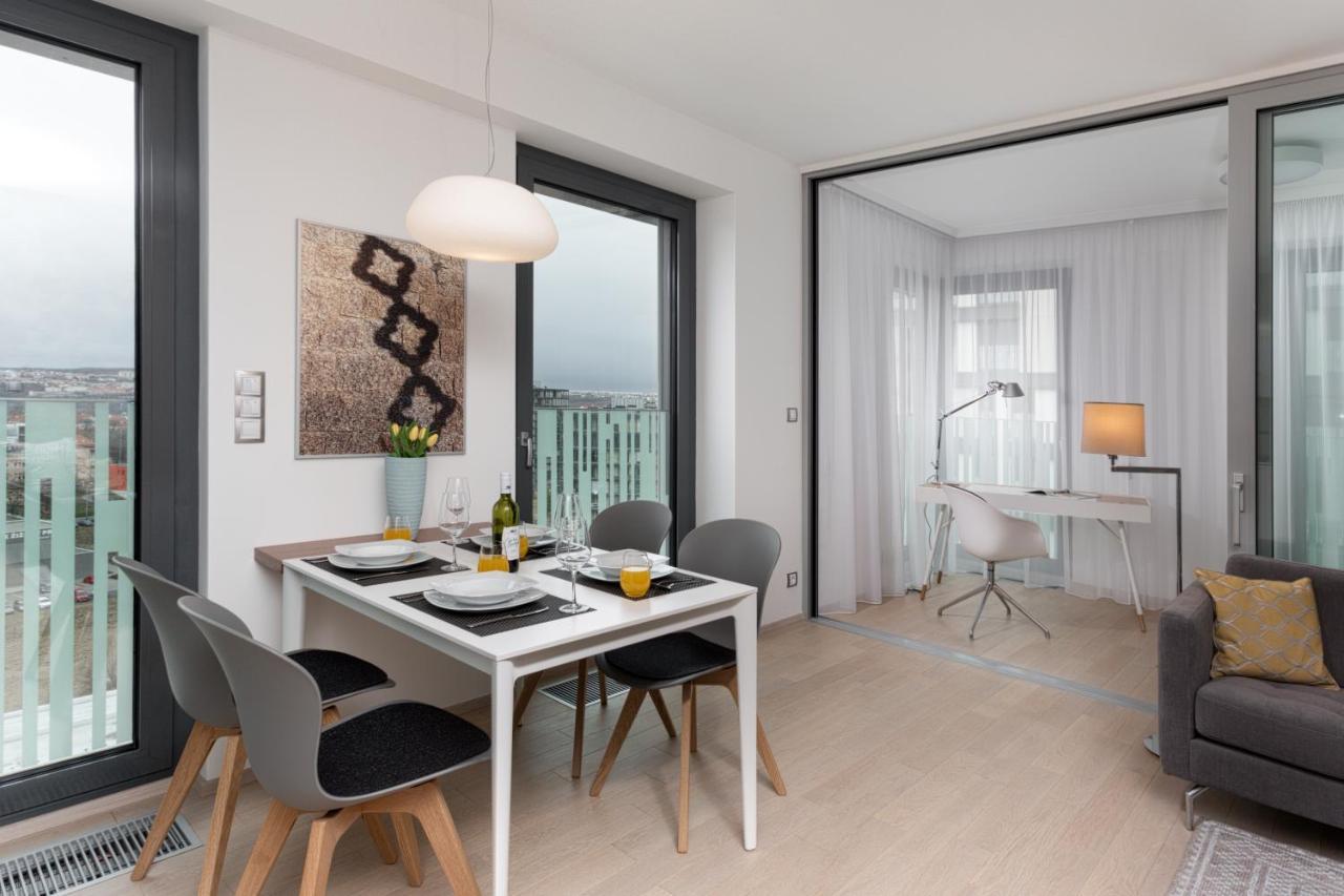 Prague Days - Luxurious Apartments In Trendy Zizkov Bagian luar foto